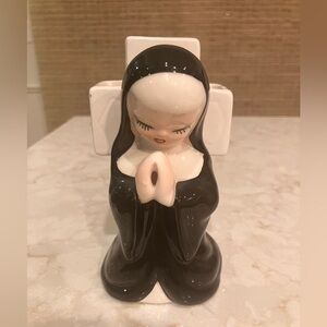 Vintage Napco Praying Nun wall pocket  planter vase